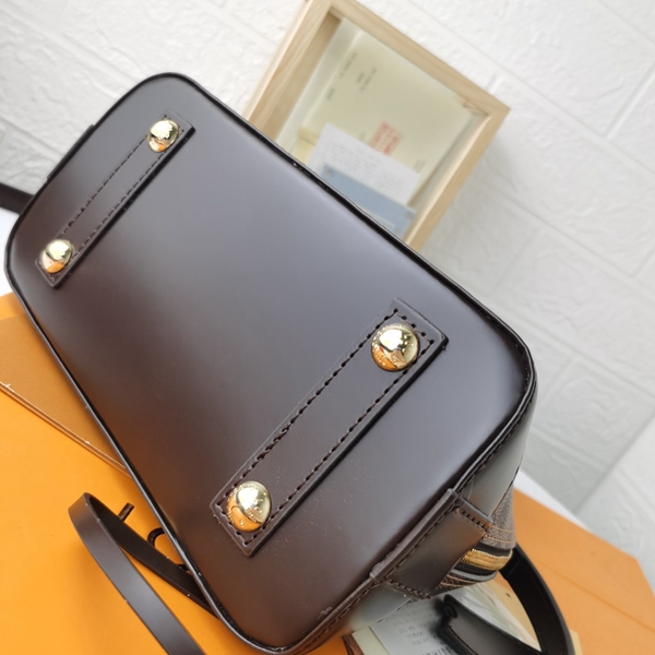 ルイヴィトンバッグ細部ディテール